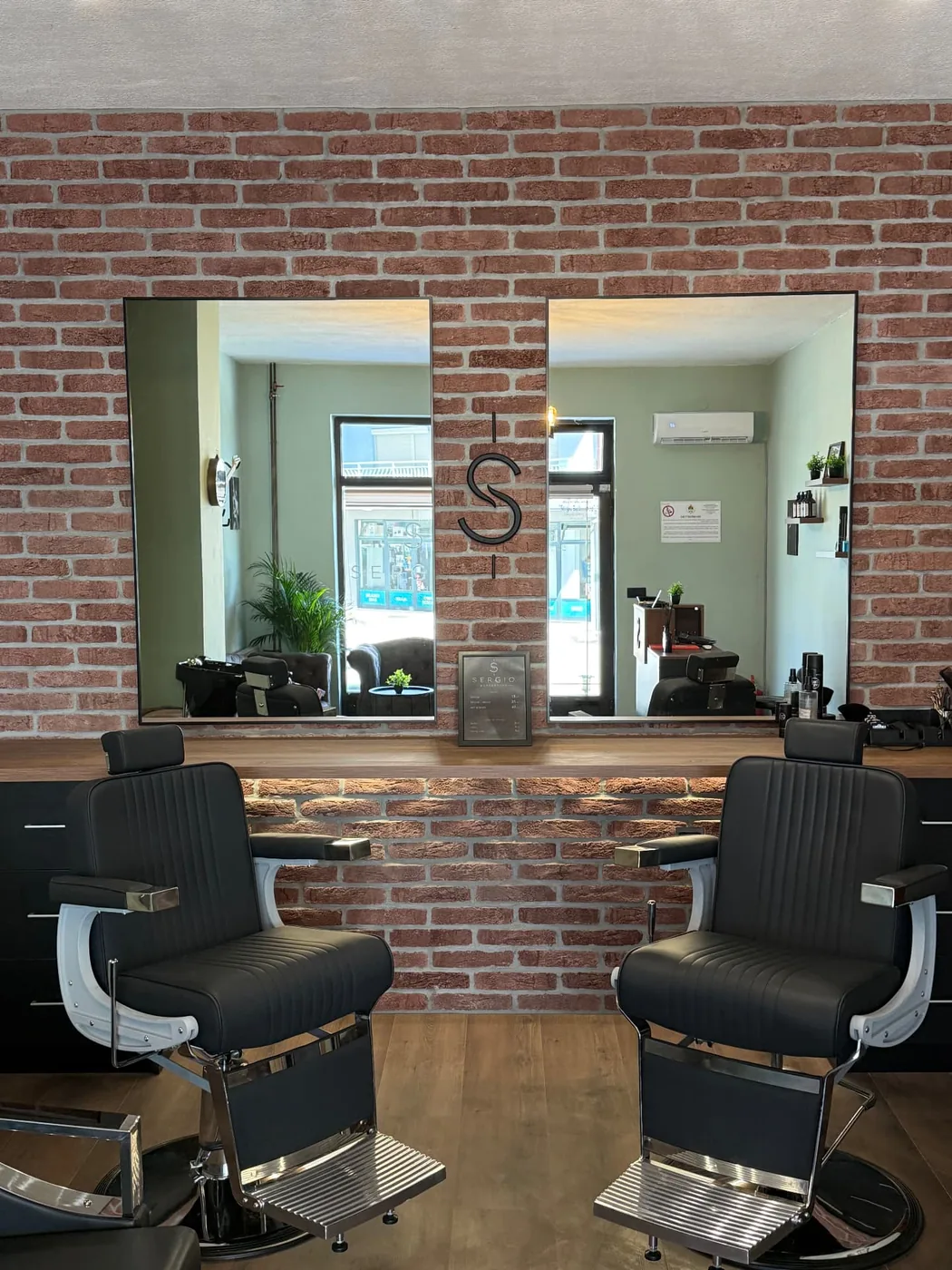 Salon — SERGIO. Barbershop 4